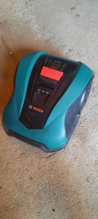 Robo Corta Relva Boch Indego 400 connect