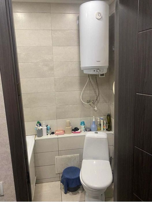 ^ Продаж 1-кімнатної квартири.