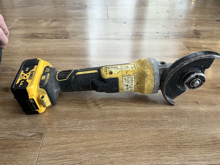 Szlifierka Dewalt DCG405 body