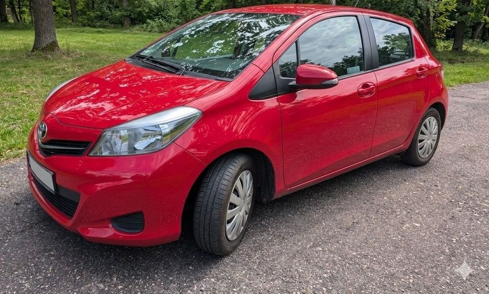 Toyota Yaris Toyota Yaris stan bardzo dobry