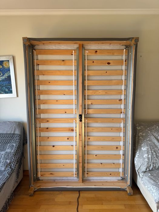 Cama Ikea Semi-Nova 1.40x2.00