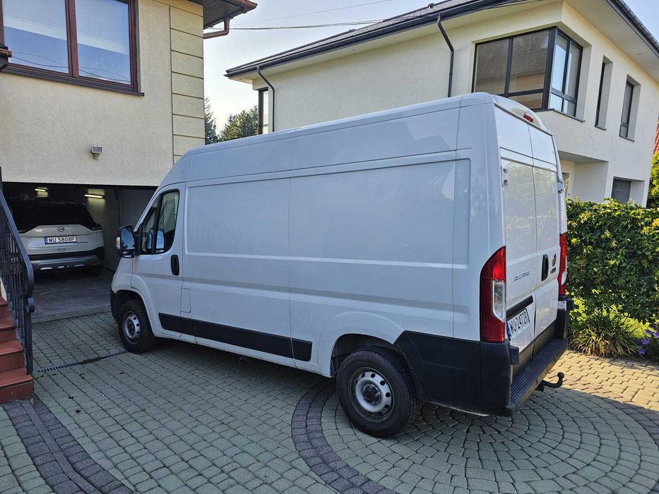 Fiat Ducato furgon L2H2 - 2023 rok, salon Polska