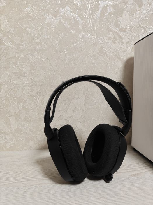 Ігрові навушники SteelSeries Arctis 7+