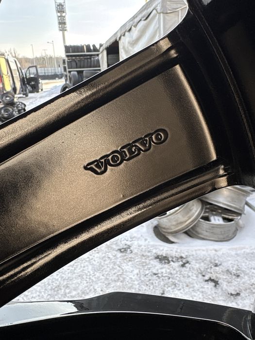 Alufelgi Volvo XC90 + 275/40R21 Continental nowe 2025
