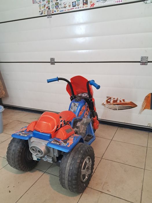 Трьох колісний мотоцик FEBER