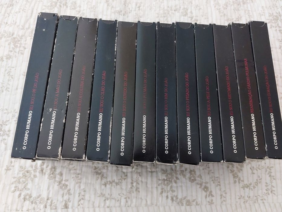 Colecção livros 15 volumes + 12 cassetes vhs  " O  corpo humano "