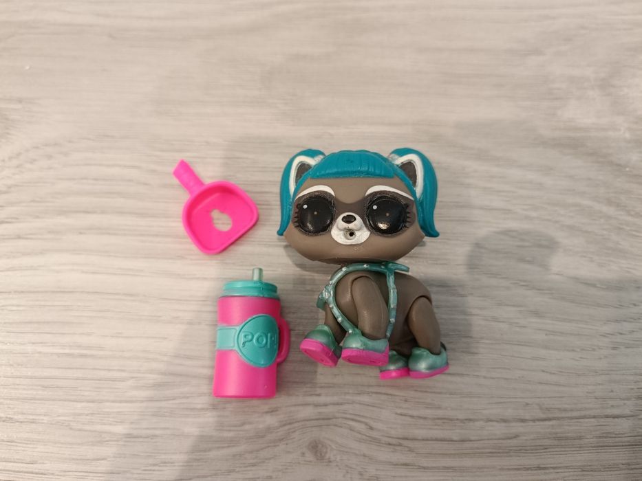 Lol Surprise Fuzzy Pets Racoon Stronaut
