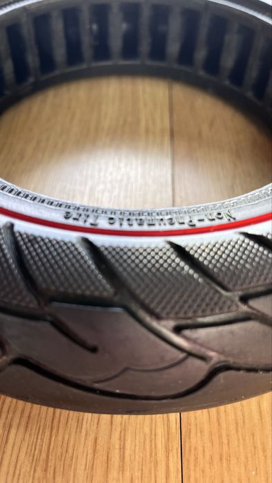 Pneu sólido 10×2.5 para trotinetes elétricas. NOVO