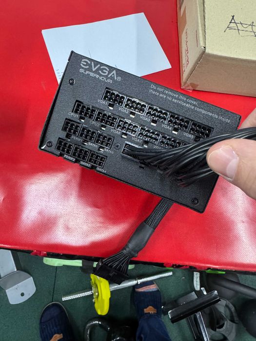 Продам блок питания EVGA Supernova 1600 P+ PLATINUM (под ремонт)