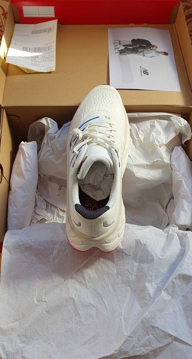 New Balance Fresh Foam X More V4