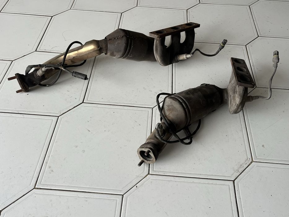 VENDO Coletores/Catalisadores ORIGINAIS p/ BMW E46 320CI