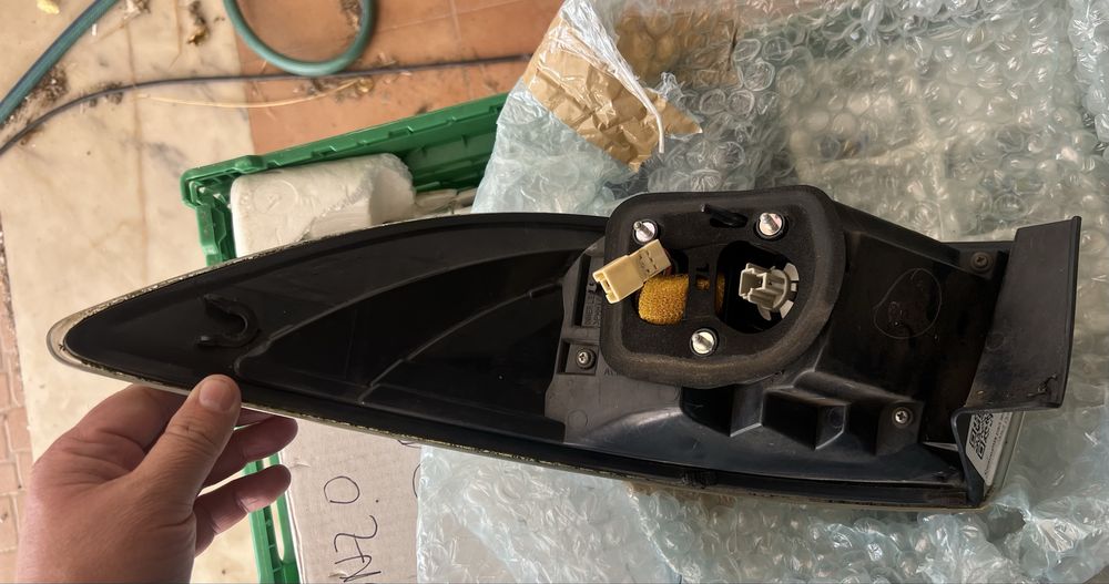 Optica traseira lado esquerdo Mazda 6 de 2010