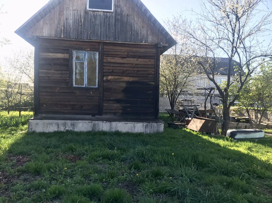 Продаж земельної ділянки з фундаментом вул. Дібрівська