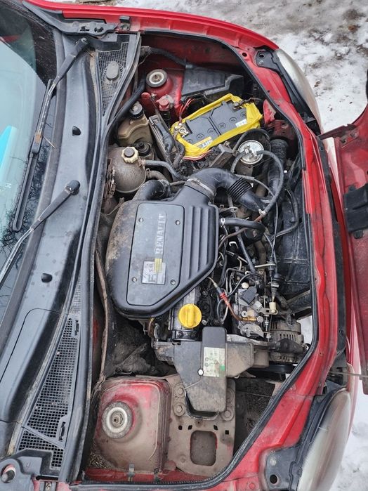 Renault Kangoo 1.9 дизель, на повному ходу