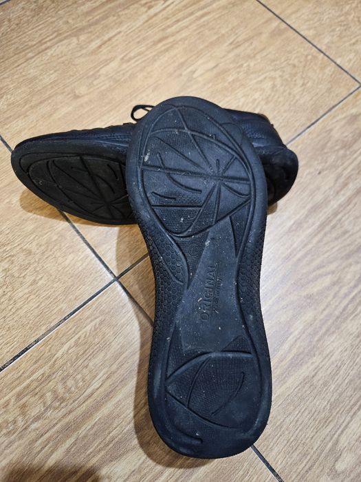 Мужские кожаные кроссовки туфли весна осень