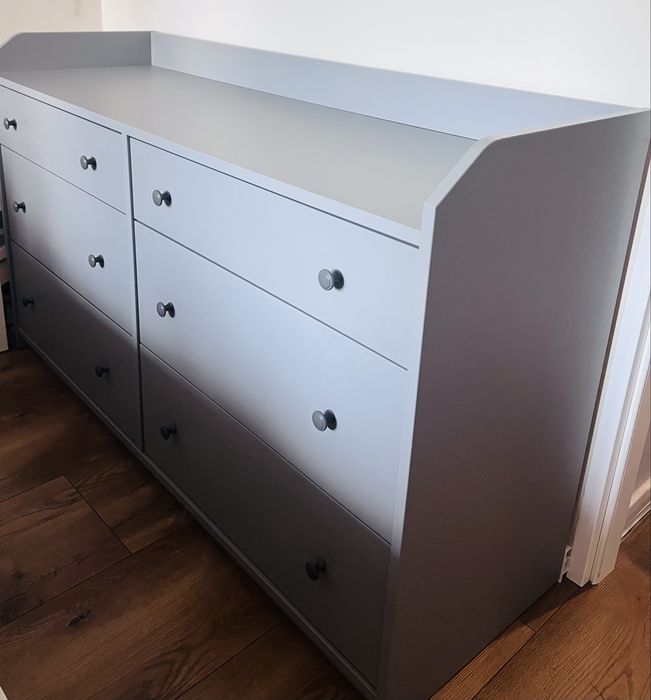 Komoda Hauga szara Ikea