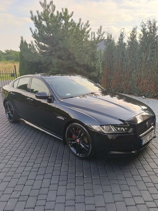 Sprzedam Jaguara XE