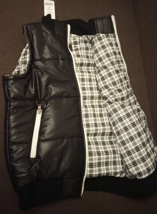 Теплий новий жилет від Tazzio Fashion, розмір S