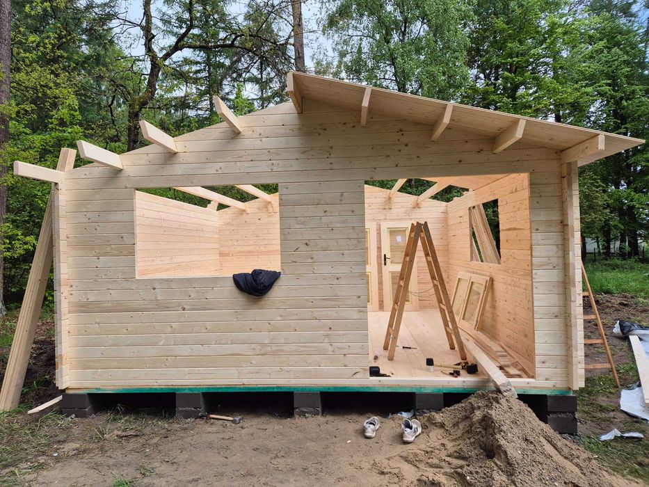 SOLIDNY domek LETNISKOWY drewniany 5m x 5m*25 m2*ściany aż 45 mm*ROD