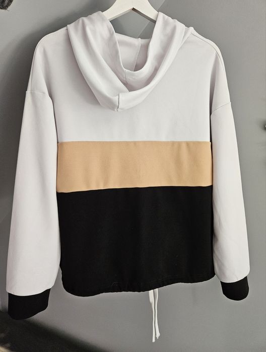 Trójkolorowa bluza Pakuten S/M z kapturem