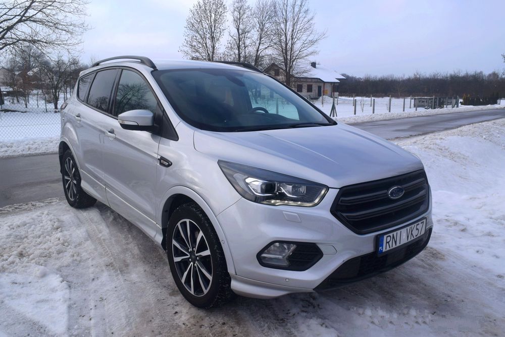 Ford        Kuga