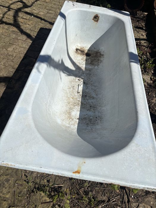 Banheira de ferro antiga