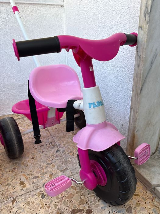 Triciclo  de menina