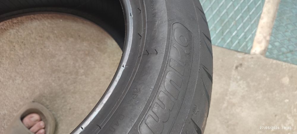Pneu novo 225/55-16