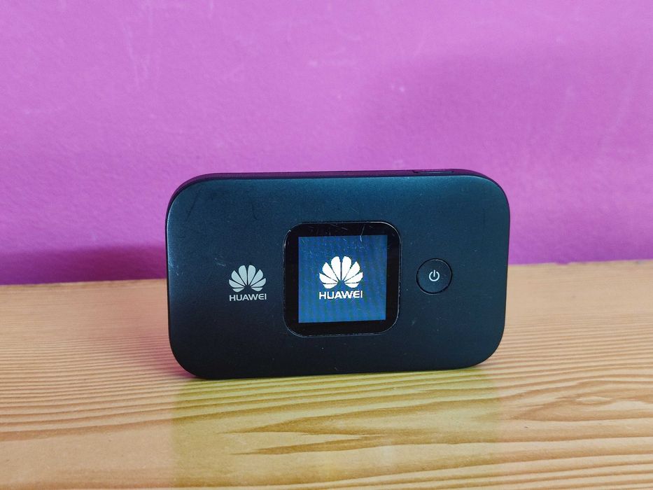 Huawei E5577Cs 4G Hotspot Router