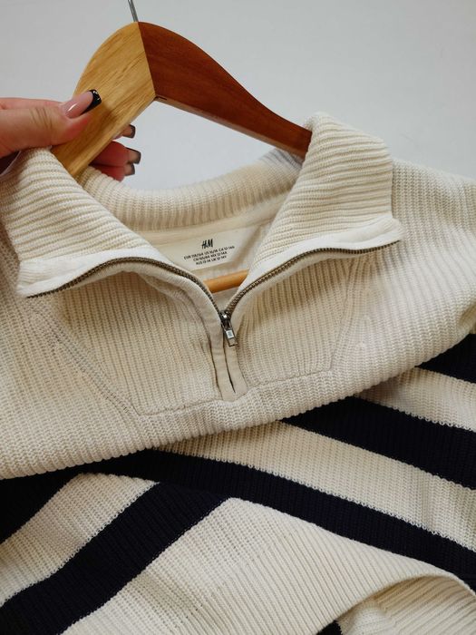 Sweter z zamkiem na górze, prążkowany naturalna biel/paski H&M 164