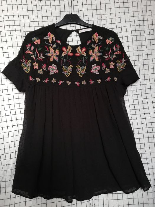 Kombinezon czarny kwiaty wycięte plecy Zara