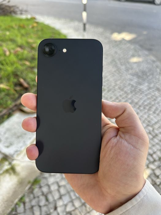 Iphone 16e novo 0 ciclos c/caixa
