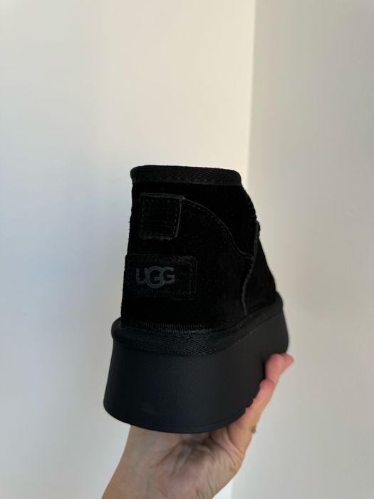 Ugg mini platform фото вживу натуральний замш в наявності олх є
