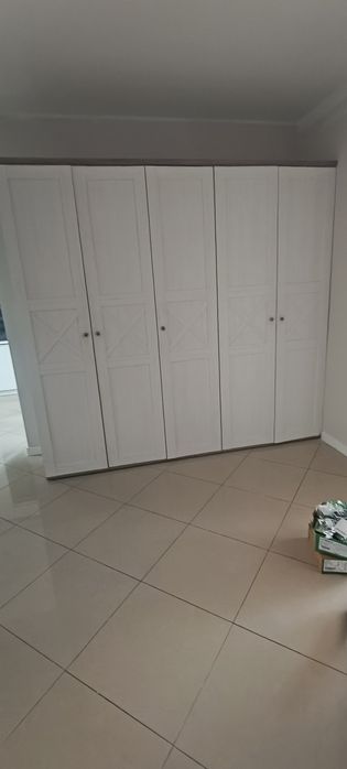 Złożona gotowa do odbioru Szafa 243 szer.    226 wys.58 głębokość