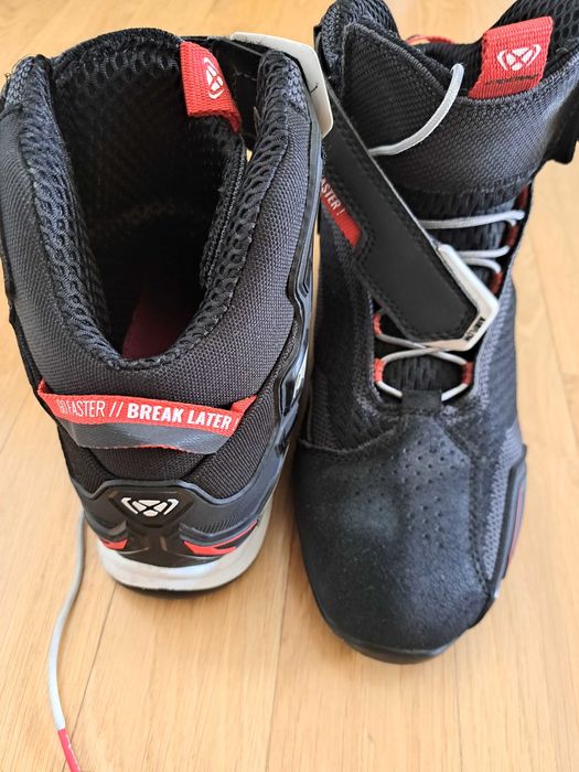 Botas Ixon Bull Knit Black/White/Red 42