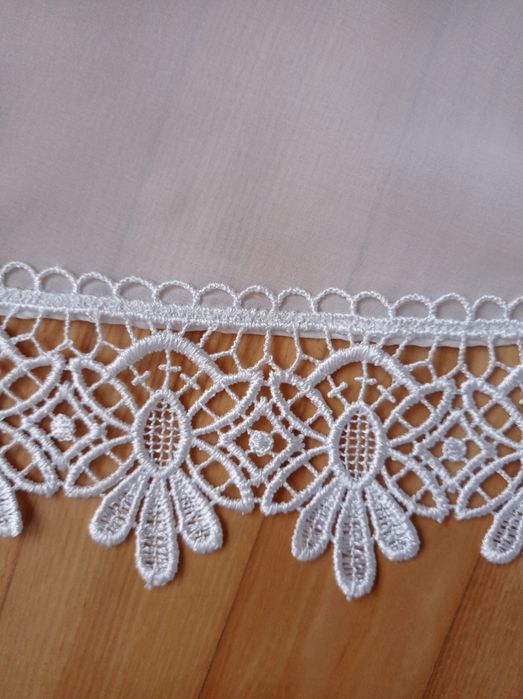 Firanka tiulowa z gipurą 200x147 cm