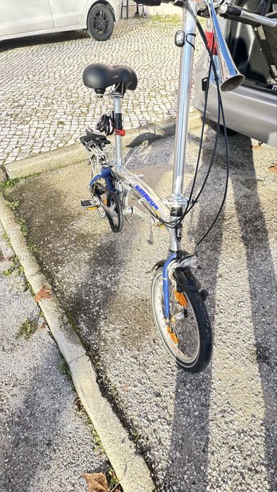 Bicicleta para as voltinhas  do dia a dia muinto  leve