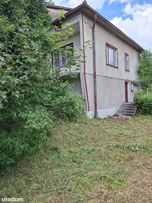 Dom na dużej 57a działce budowlanej