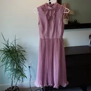 сукня платья міді