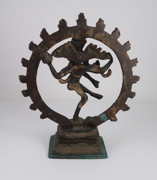 Escultura Shiva Nataraja antiga - 18.5 cm