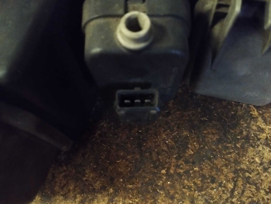 Ótica Direita FIAT BRAVA 182