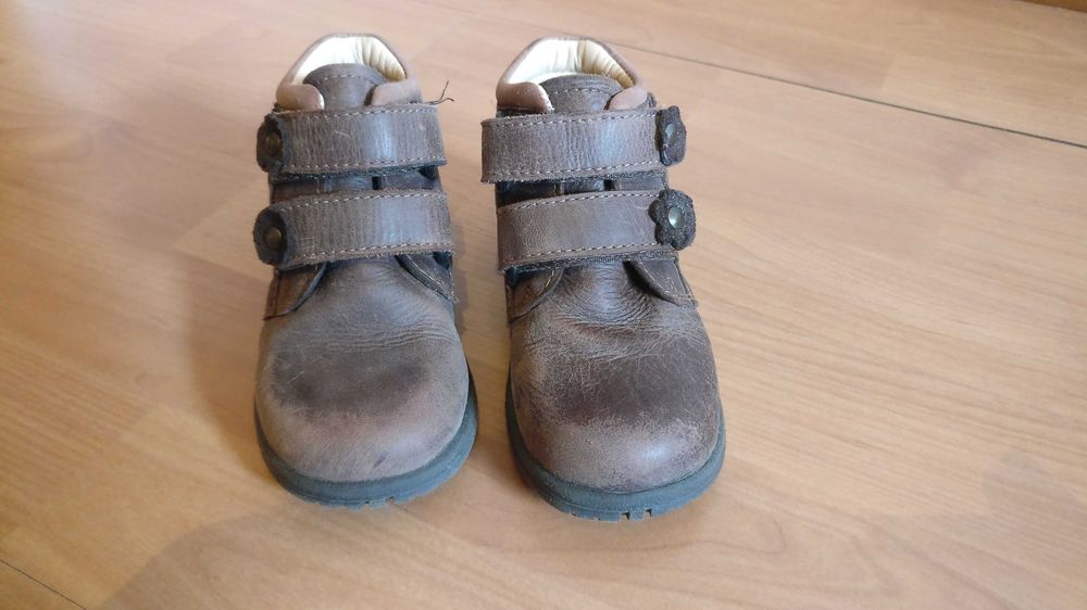 sapato-bota para menina T. 23