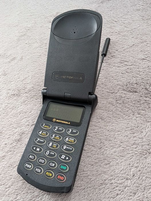 Motorola StarTac 3000 CDMA Flip LED Мобильный телефон Комплект Раритет