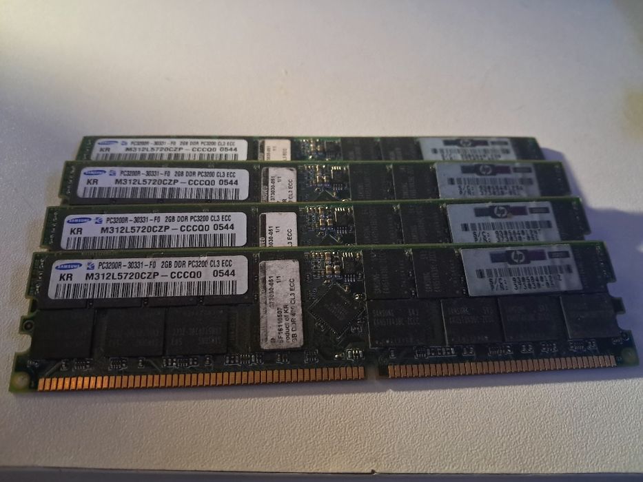 Cztery kości ram po 2gb, 8gb ram