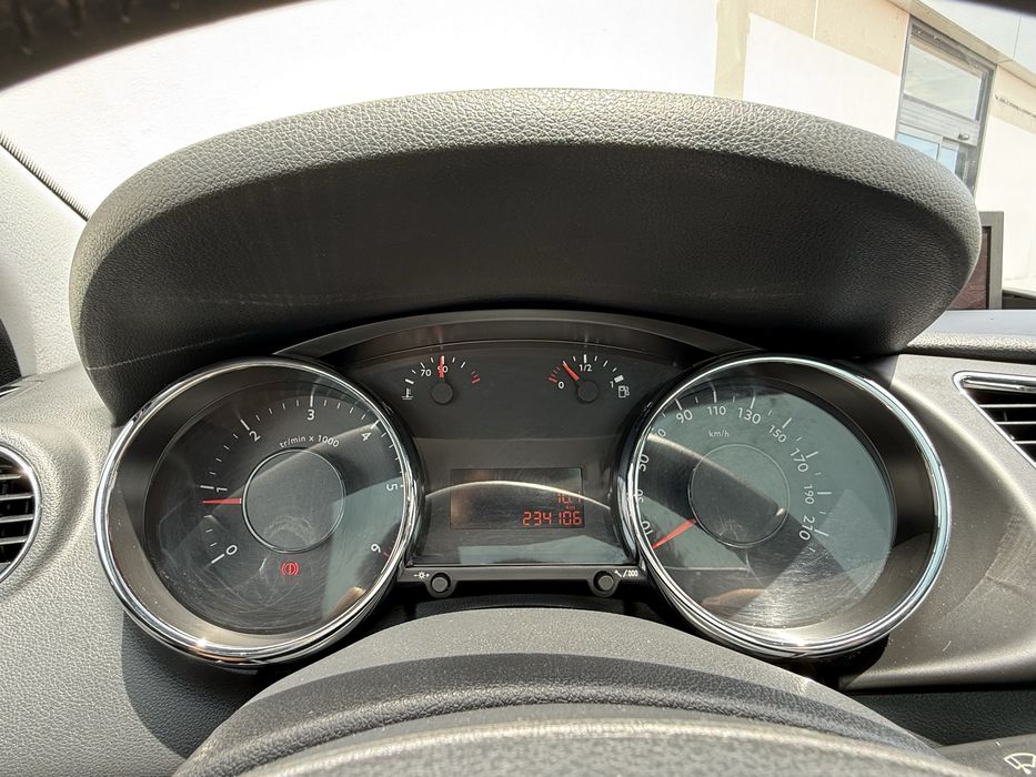 Peugeot 3008 — fotografia 12