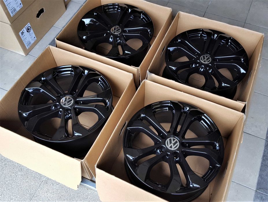 Alufelgi 17 5x112 VW Passat Touran Jetta Caddy T-Roc Arteon Golf Czarne ! 895#