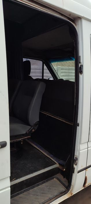 Mercedes sprinter 208 cdi, 2001 р.в. 2'2 середня база ,,В,, легковий