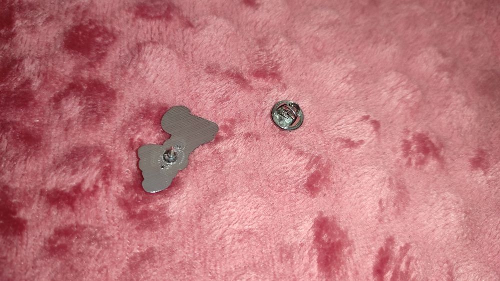 Pin da Barbie NOVO