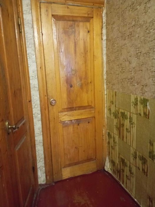 Продається 2-кімнатна кв-ра, 5-й повирх, 5-ти эт. буд, вул.Коротченко.