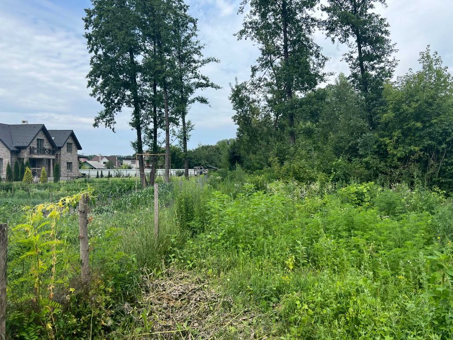 Вишенки участок 25 соток с выходом в лес